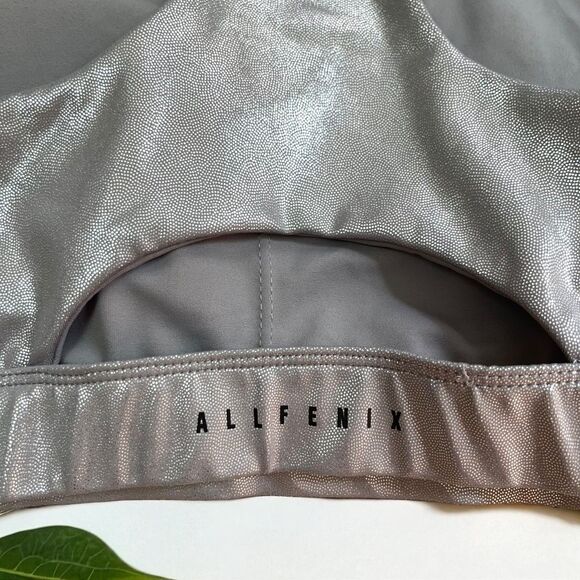 🆕 All Fenix Liquid Silver Racerback Sports Bra - Picture 7 of 9